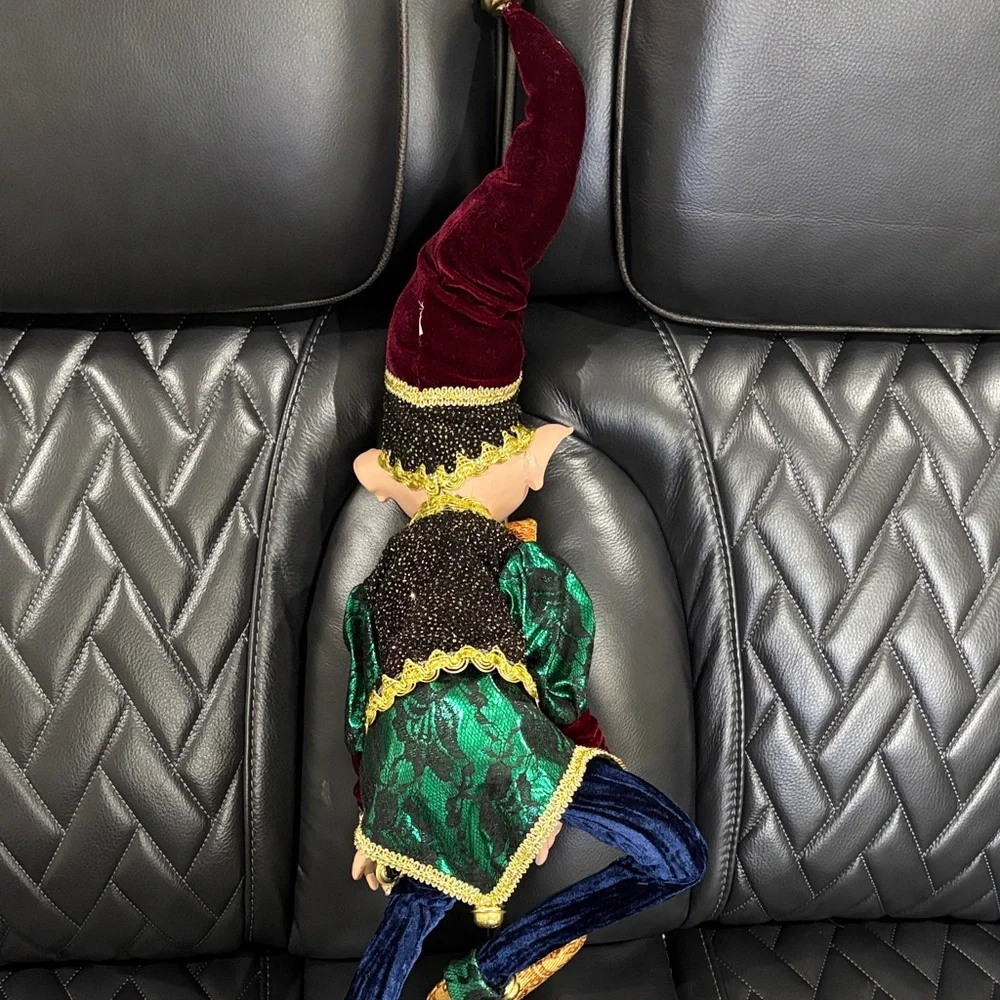 Robert Stanley Festive Posable Christmas Elf Doll with Velvet Outfit 23” - Picture 6 of 16